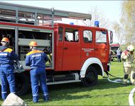 Die Jugendwehr der FFw Breitenfelde beginnt mit der Löschübung