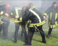 Der neue Wehrführer erhält eine spritzige Taufe