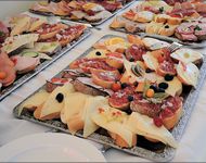 Ein kleiner Imbiss für alle Anwesenden